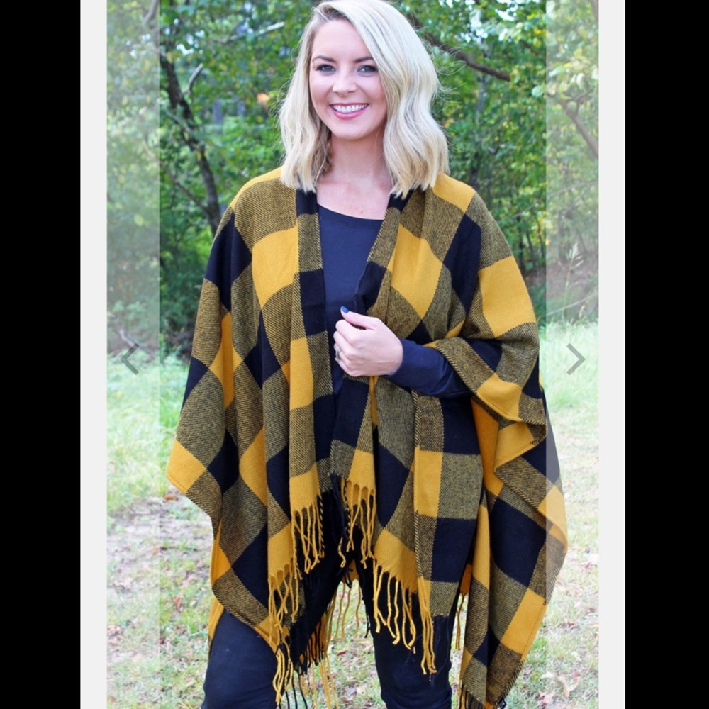 NWT Classic Buffalo Plaid Mustard Yellow & Black Checked Ruana Wrap with…